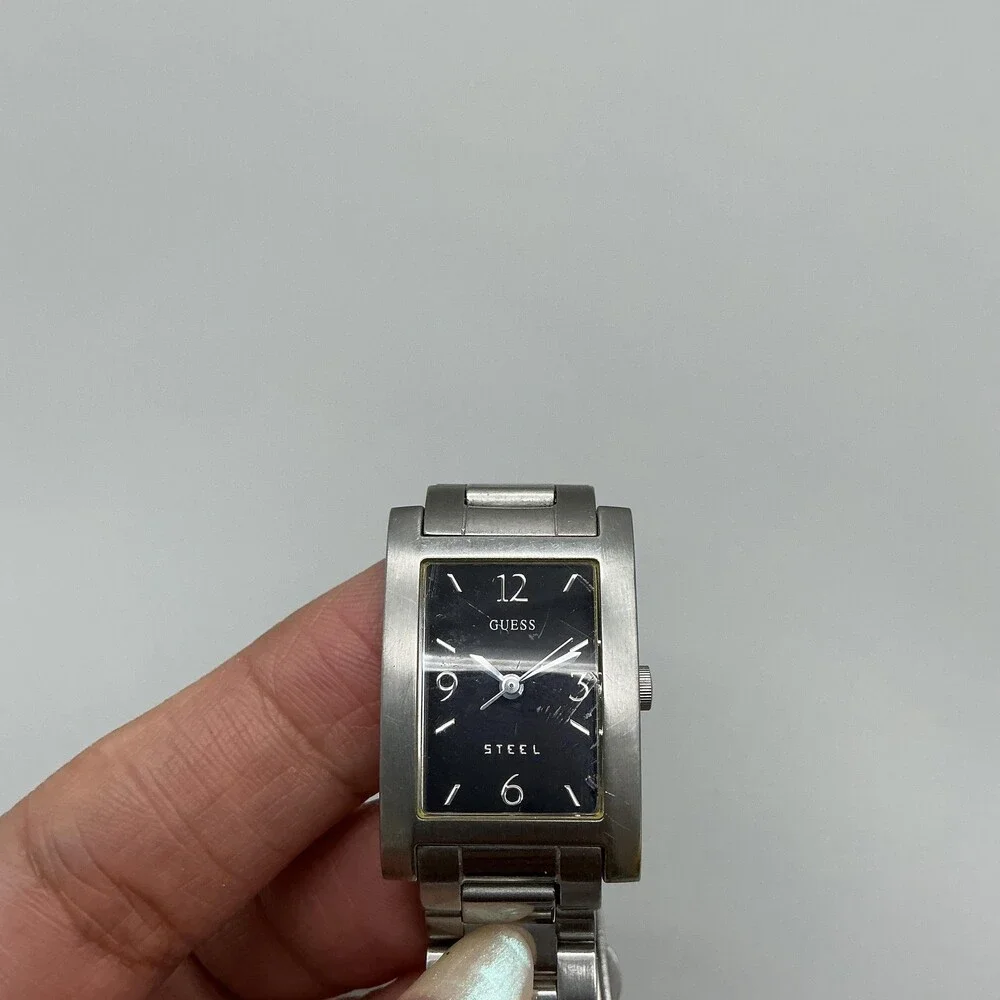 GUESS see photos
